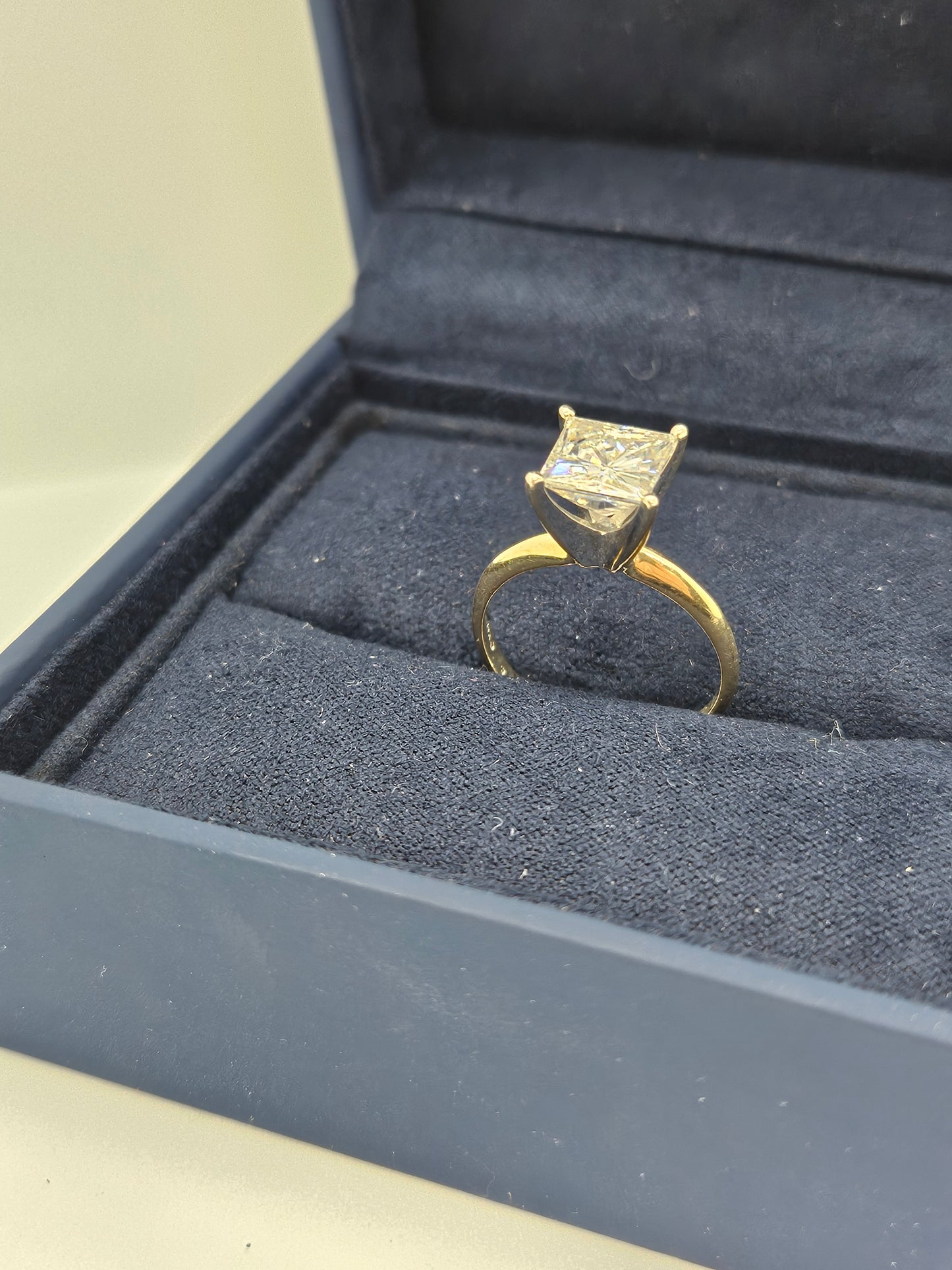14k Gold Diamond Ring