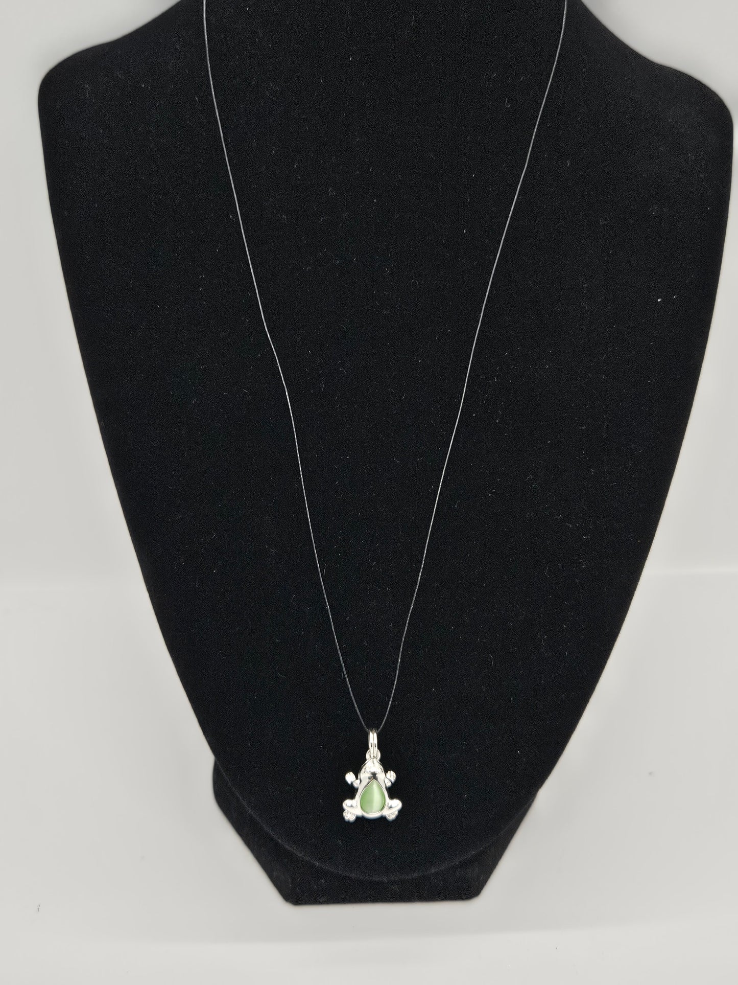 925 Sterling Silver Frog Pendant
