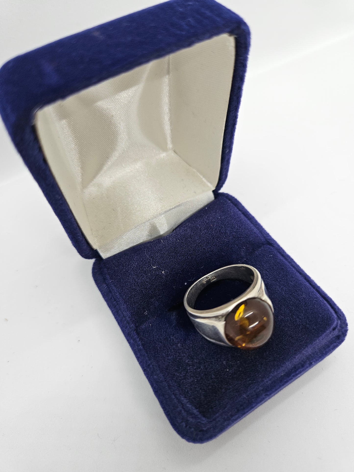 925 Sterling Silver Ring with Natural Amber